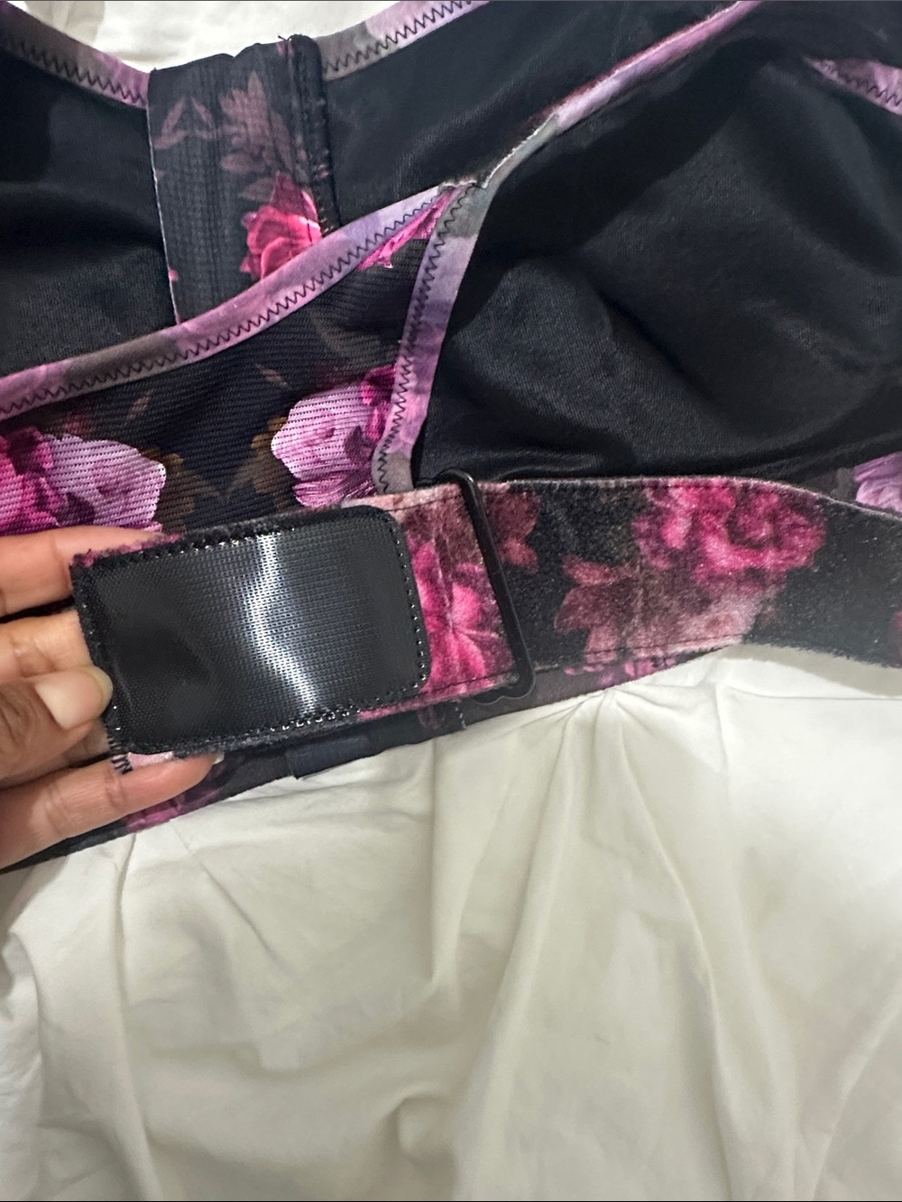 SHEFIT Pink Rose Front-Zip Sports Bra on Black - Picture 6 of 6